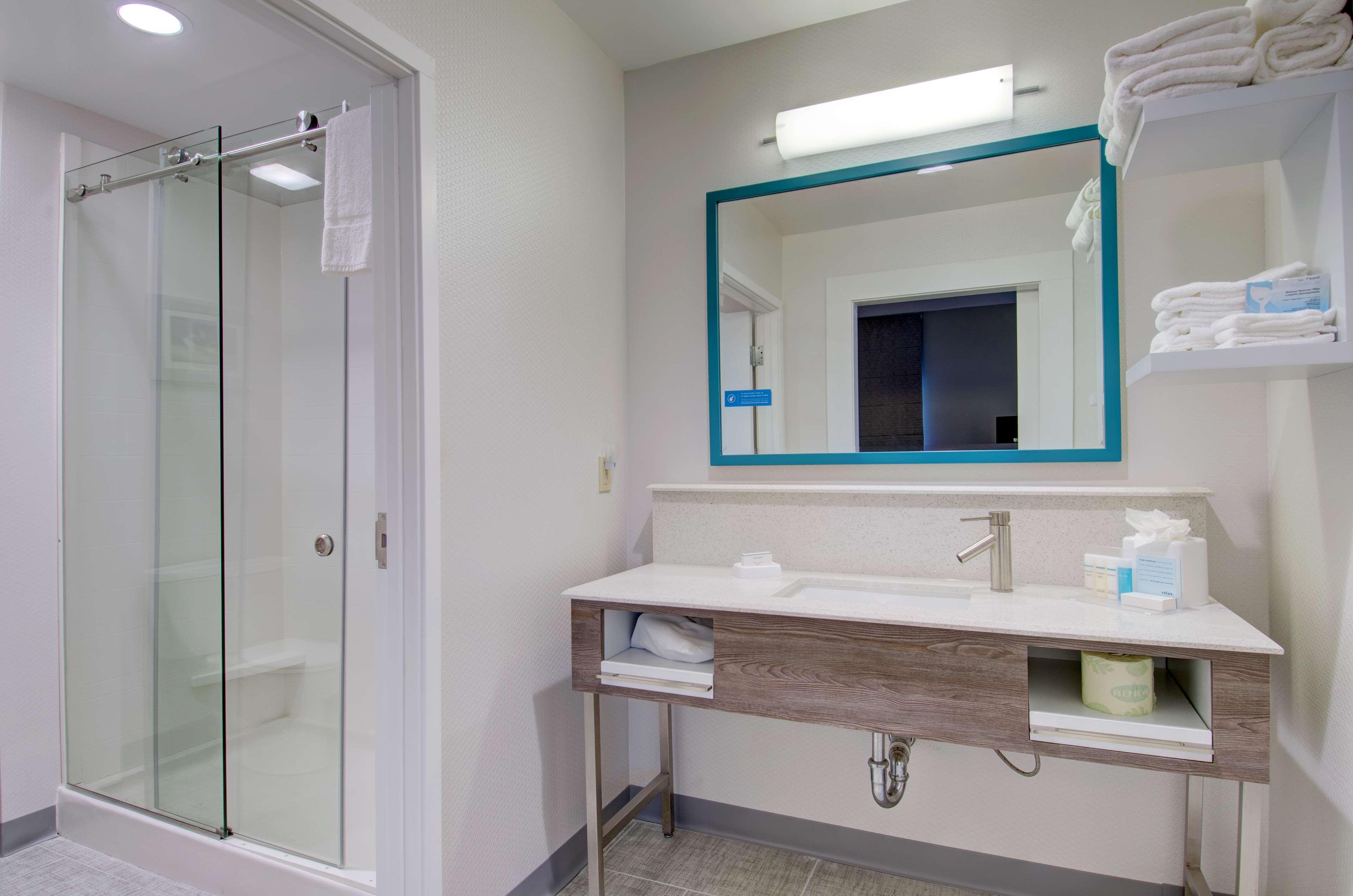 Hampton Inn & Suites Boston/Stoughton Extérieur photo
