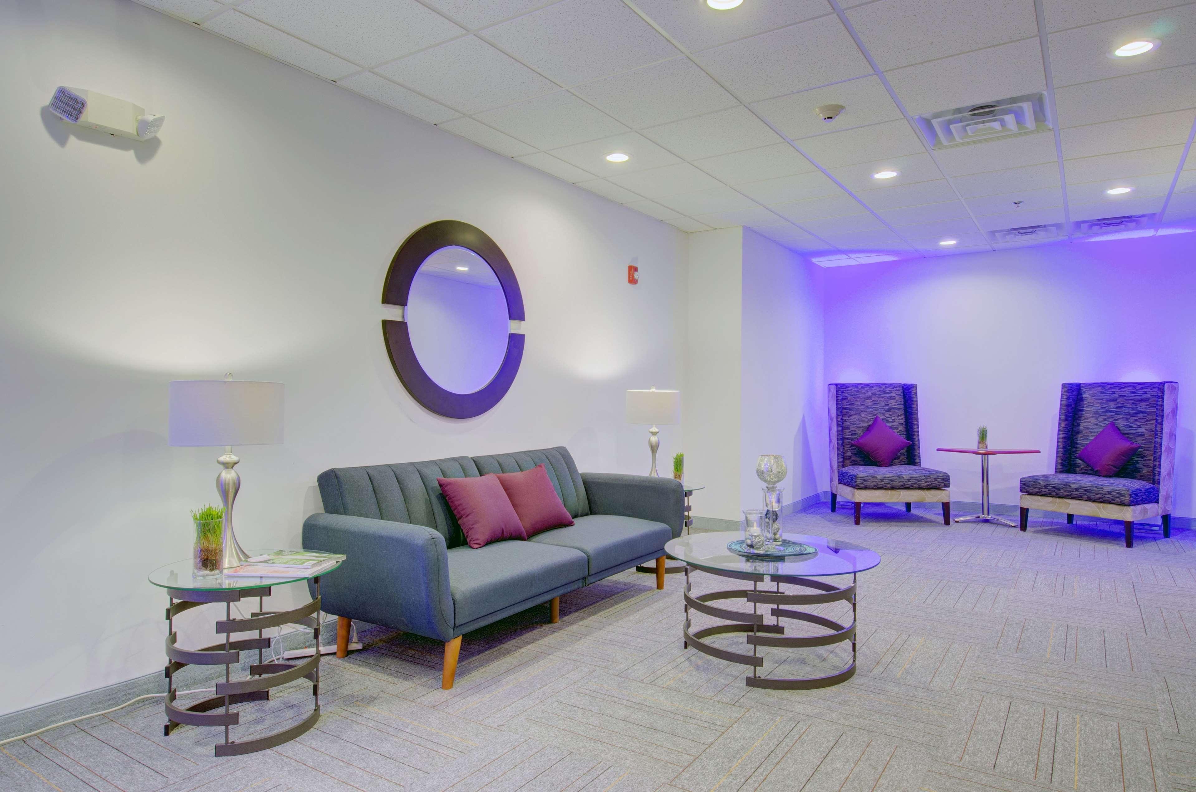 Hampton Inn & Suites Boston/Stoughton Extérieur photo