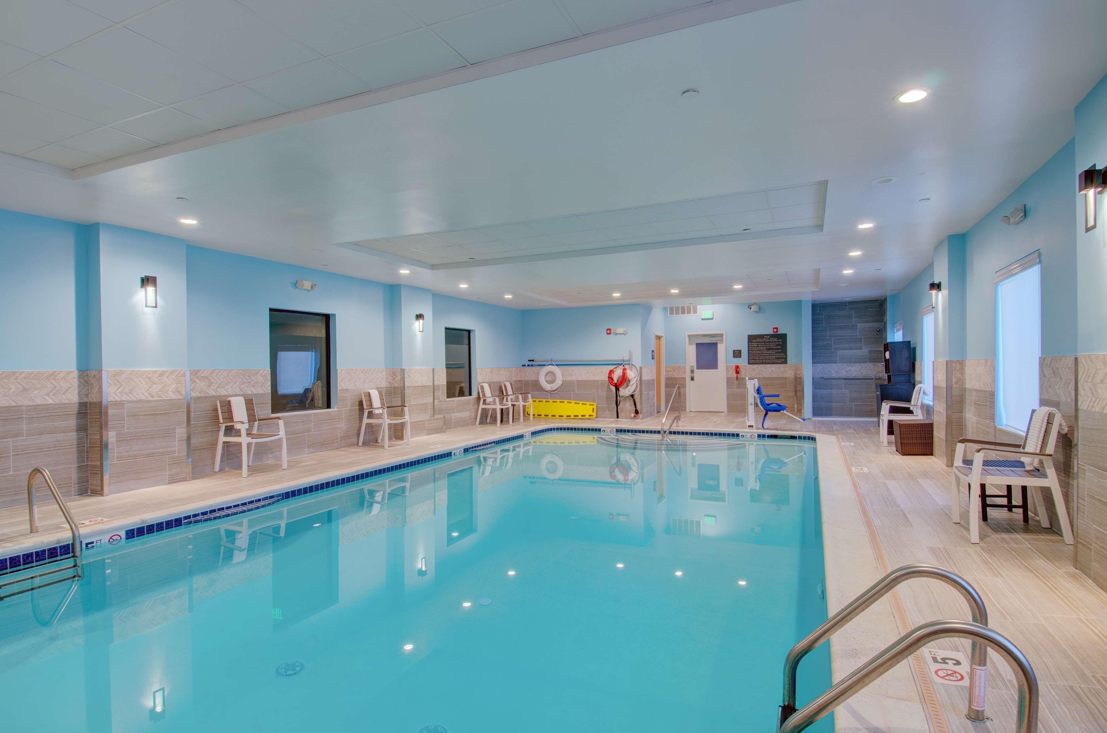 Hampton Inn & Suites Boston/Stoughton Extérieur photo